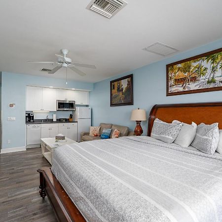 Harbour House Stunning Studio Fort Myers Beach Bagian luar foto